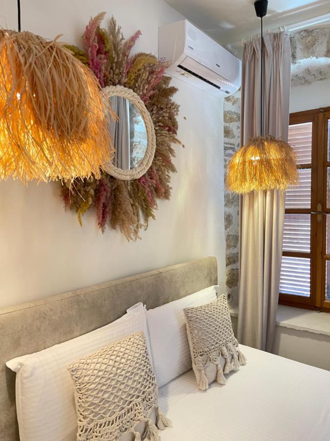 Bohemian Boutique Suites Вльора Екстер'єр фото