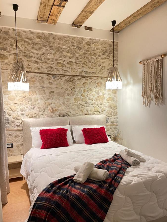 Bohemian Boutique Suites Вльора Екстер'єр фото